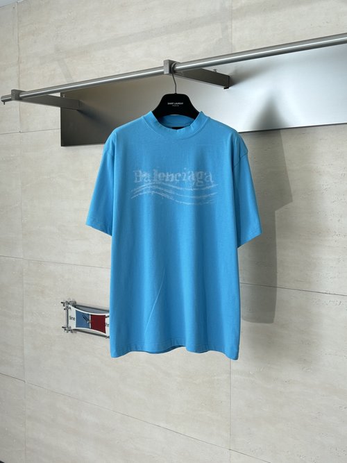 Balenciaga Blurry Coke Print Short-sleeve T-shirt