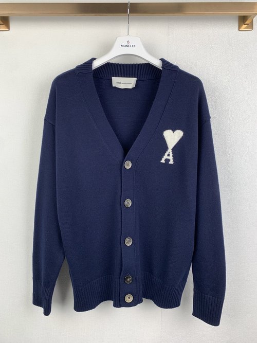 Versace Four - blend Wool Sweater with 3D Pattern