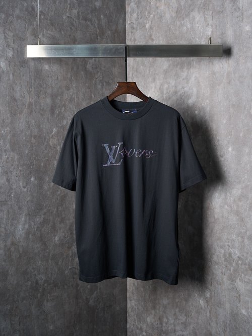 Louis Vuitton Ready-to-Wear in Multiple Sizes