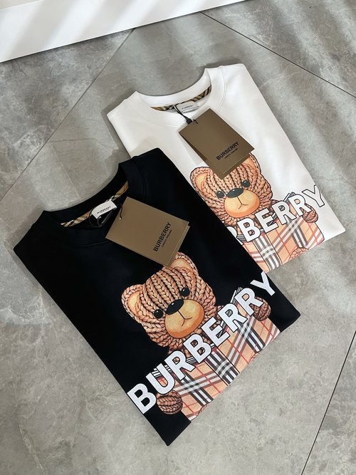 Burberry Stylish Logo-Printed Memory Fabric Short-Sleeve T-Shirt