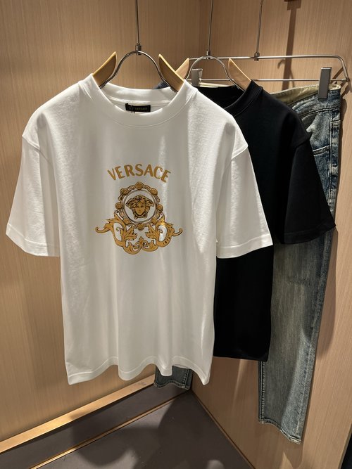 Versace Delicately Embroidered Short Sleeve T-Shirt