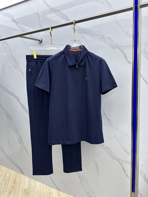 Hermes Luxury Zip - Collar Short - Sleeve Suit Set