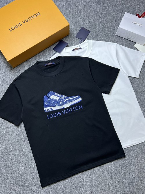 Louis Vuitton Black and White Short Sleeve T-Shirt