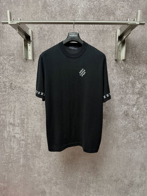 Louis Vuitton Knitted Cuff Logo Short Sleeve Crew Neck Shirt