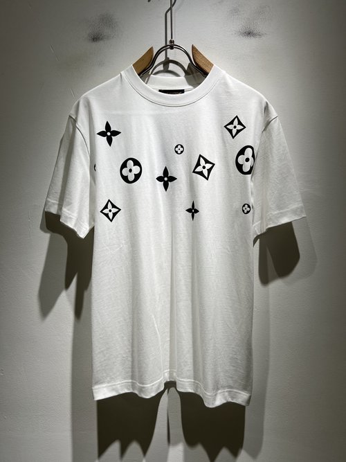 Louis Vuitton Monogram Print T-shirt, Luxury, Soft and Breathable