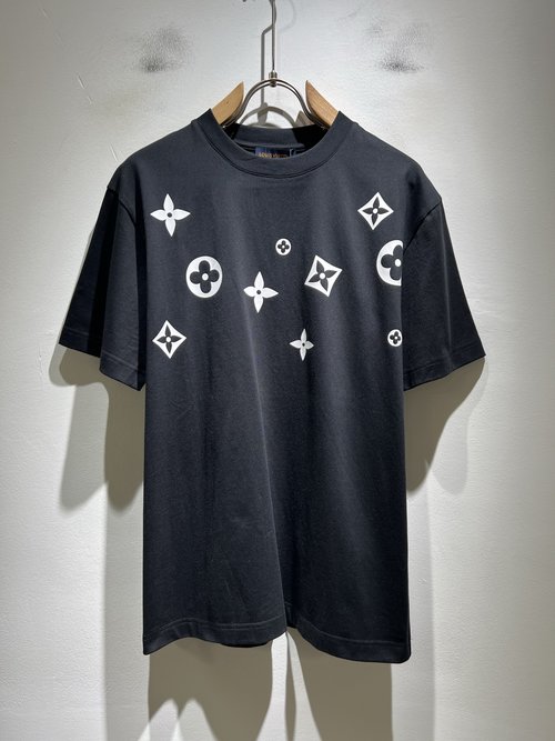 Louis Vuitton Monogram Print T-shirt, Luxury, Soft and Breathable