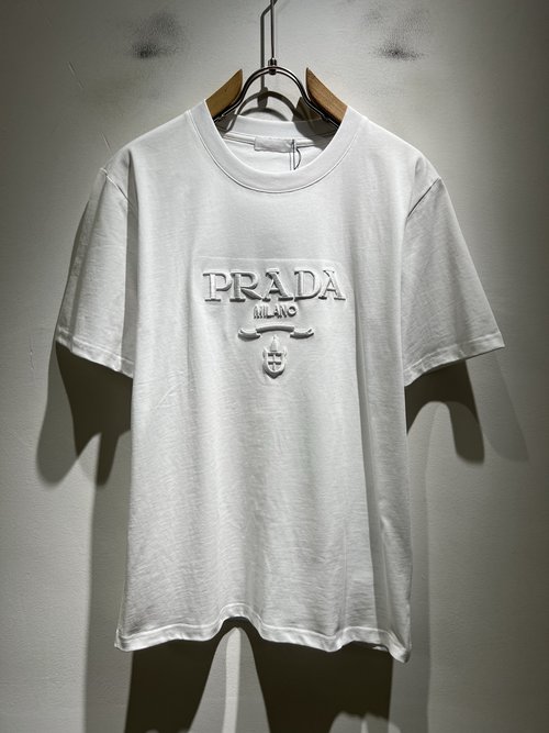 Prada Classic and Fashionable Short Sleeve Undershirt