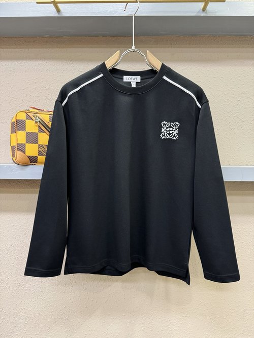 Loewe Classic Logo Long-Sleeved Essentials