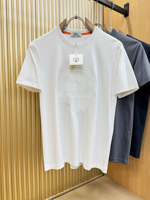 Hermes Luxurious Embroidered Tencel Short-Sleeved Blouse