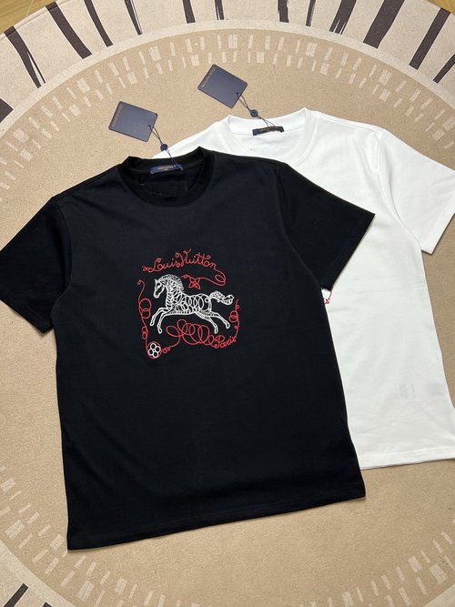 Louis Vuitton Black and White Short Sleeve T-Shirt