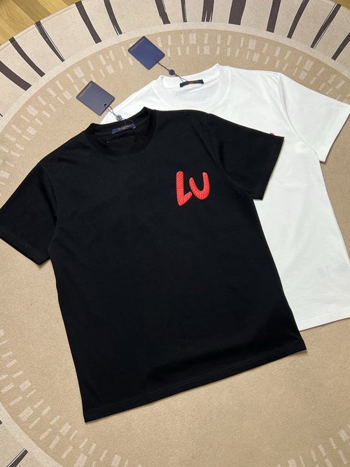 Louis Vuitton Black and White Short Sleeve T-Shirt