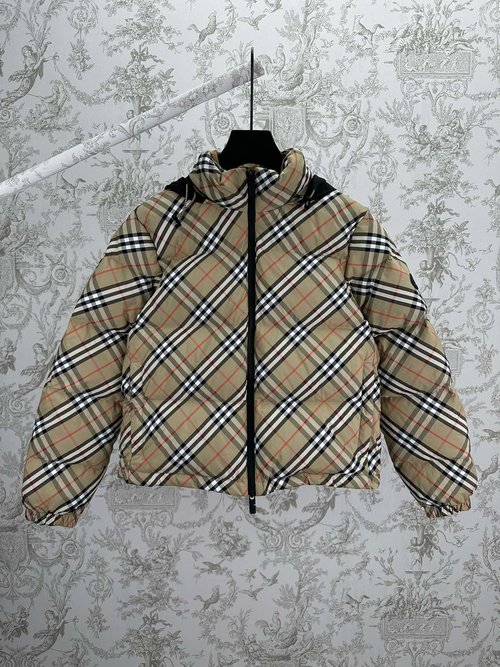 Burberry Checked Casual Hooded Down Jacket