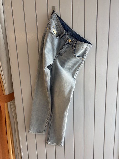 Fendi Soft Jeans with Luxury Cowhide Waist Tag