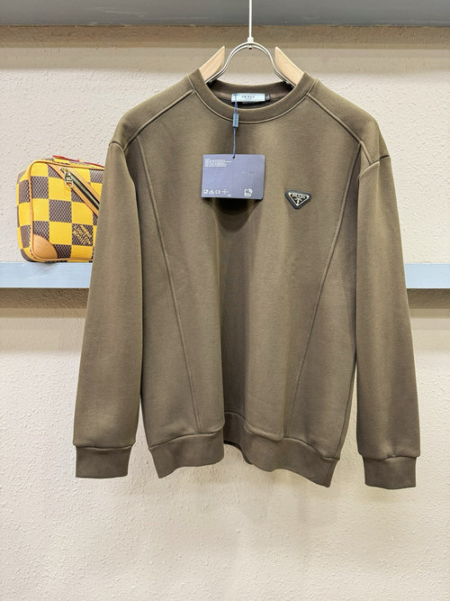 Prada Classic Logo Long-sleeved Sweatshirt