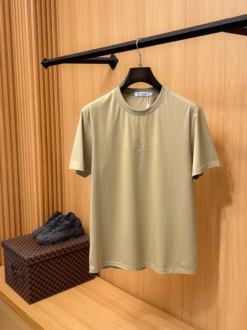 Brunello Cucinelli New Round Neck Short-Sleeve T-Shirt, Soft and Stylish