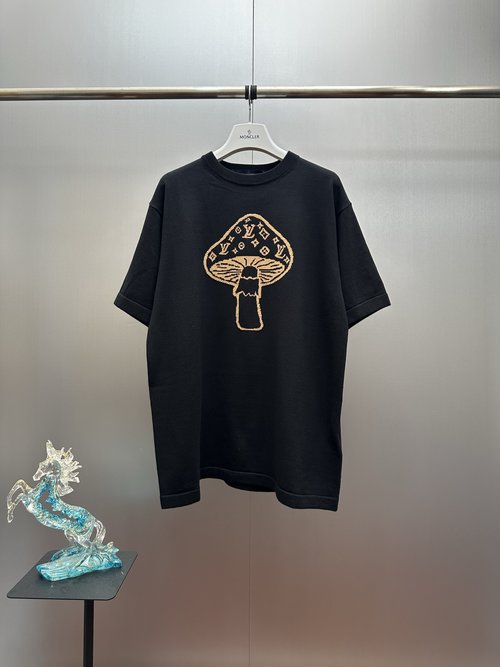 Louis Vuitton Mushroom Embroidered Round-Neck T-Shirt