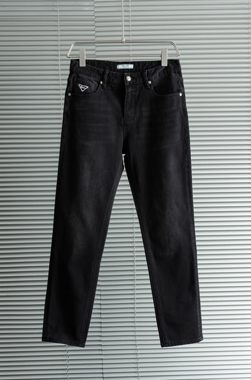 Prada Fashionable Straight Jeans Made with Premium Materials