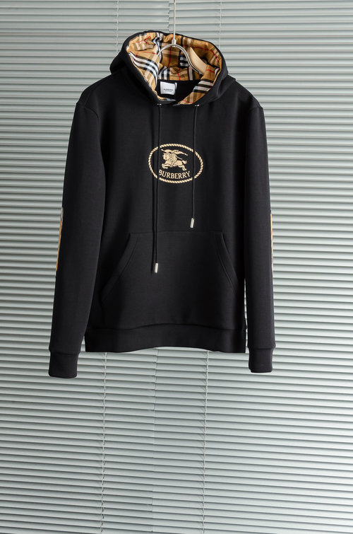 Burberry Comfortable and Stylish Hooded Sweatshirt