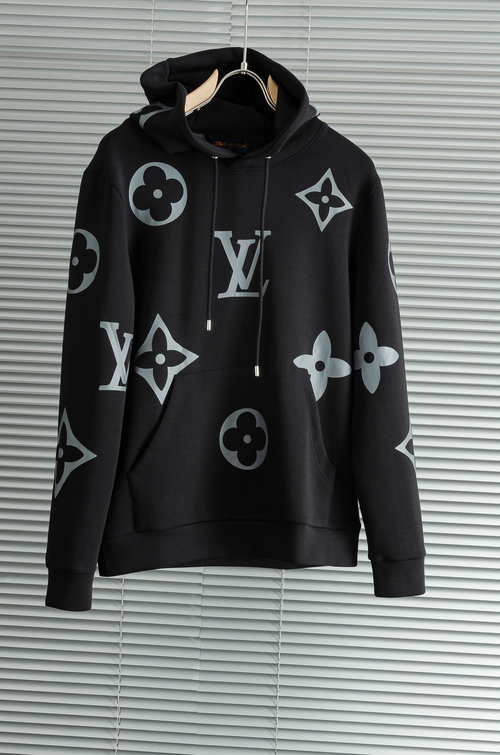 Alo Stylish Hooded Sweatshirt with Good Texture