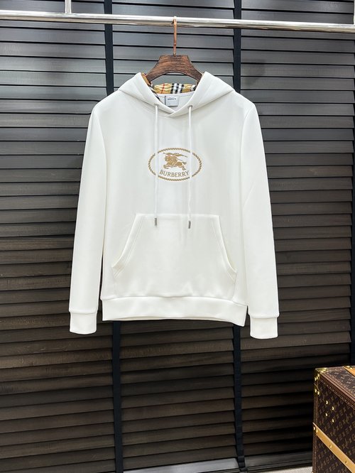 Burberry Unisex Round Neck Printed Sweatshirt