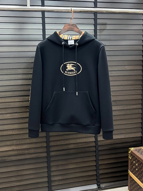 Burberry Unisex Round Neck Printed Sweatshirt