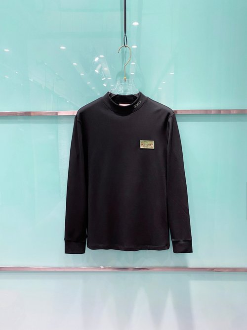 Gucci Stylish Long-Sleeve T-Shirt for Everyday Wear