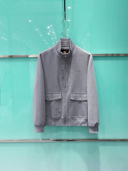 Loro Piana Fashionable Zippered Jacket with Front Pockets