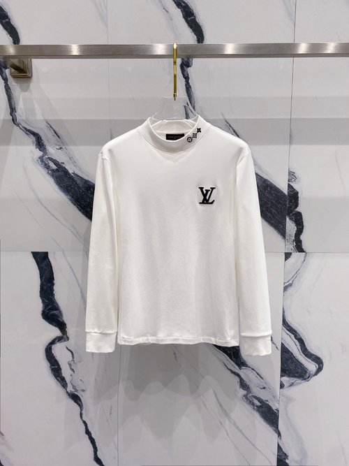 Louis Vuitton Luxury Round Neck Long Sleeve Base Layer with Badge