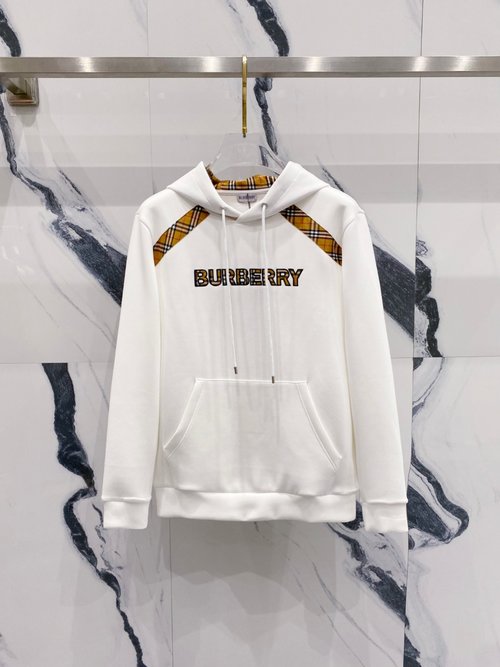 Burberry Fashionable Hooded Sweatshirt in Premium Cotton