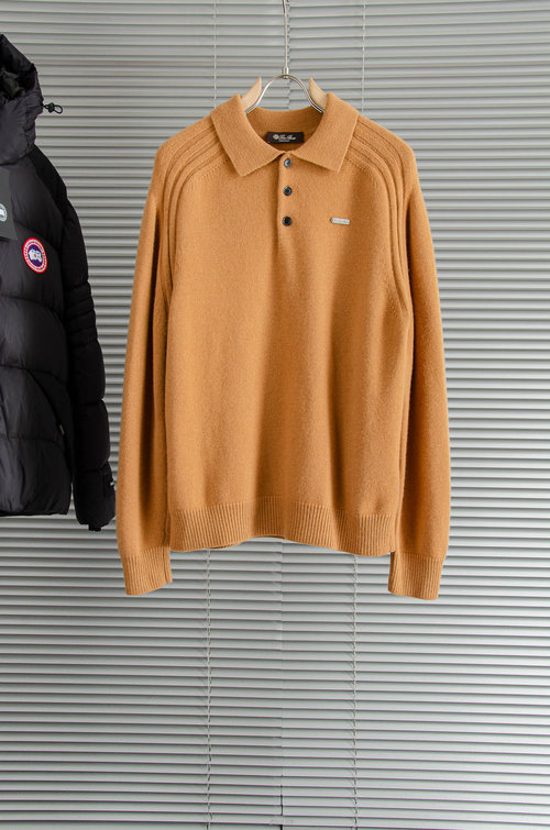 Loro Piana Top-Quality Wool Sweater, Soft & Warm for All Occasions