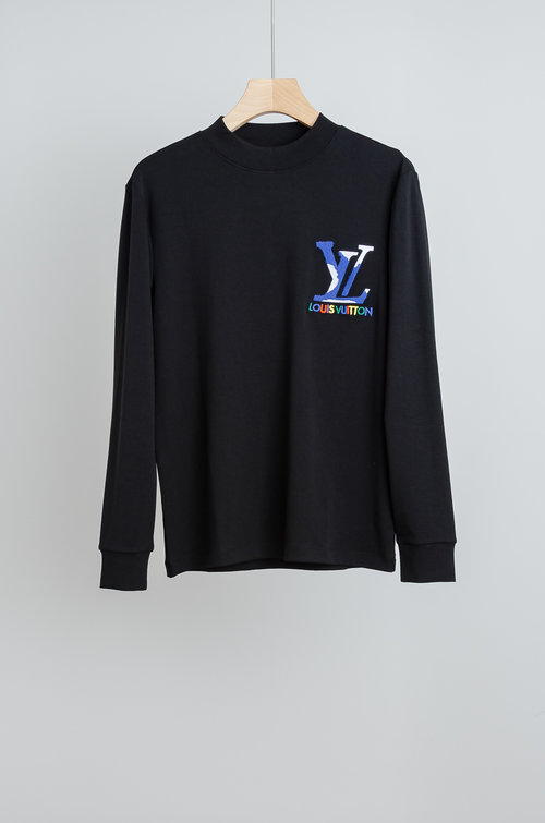 Louis Vuitton Soft and Wrinkle-Resistant Long-Sleeve T-Shirt