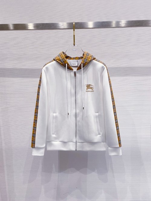 Burberry Zippered Sweatshirt for Comfort and Style