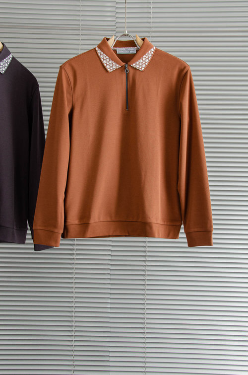 Ferragamo Comfortable and Versatile Long - Sleeve T - Shirt
