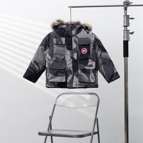Canada Goose Kids Hooded Gray Camouflage Down Jacket