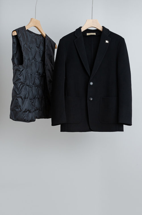 Burberry Business Suit with Detachable Down Liner for Warmth