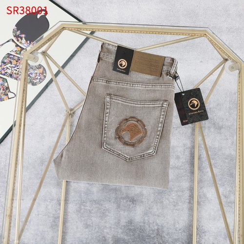 Stefano Ricci Lightweight Jeans for Casual Comfort