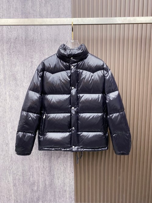 Prada Luxury Down Jacket Filled with 95% White Duck Down