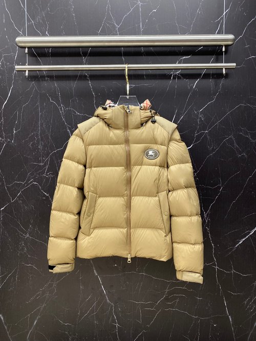 Burberry Two-in-one Detachable Sleeve Down Jacket