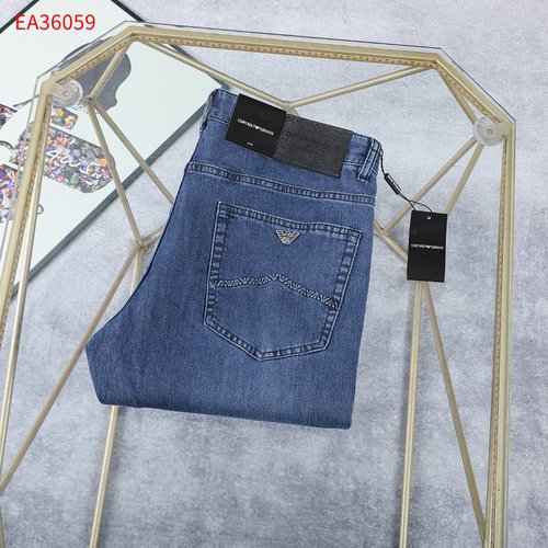 Armani Lightweight Jeans for Wide Sizes