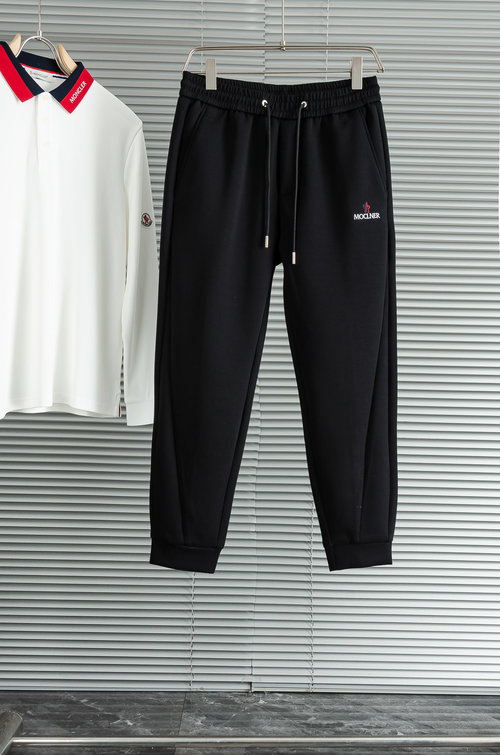 Moncler Comfortable and Sturdy Cotton Blend Casual Trousers