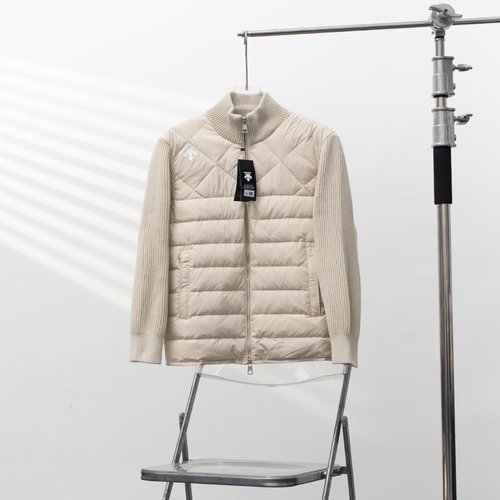 Descente Diamond-Pattern Collared Knit Down Jacket