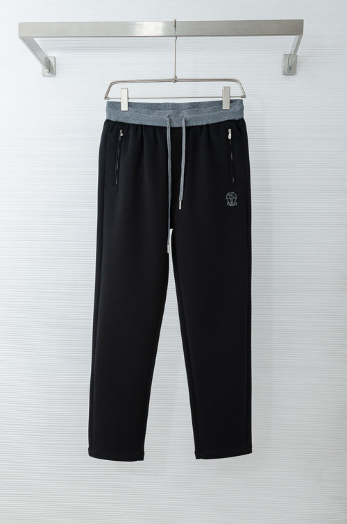 Brunello Cucinelli Comfortable and Sturdy Cotton Blend Casual Trousers