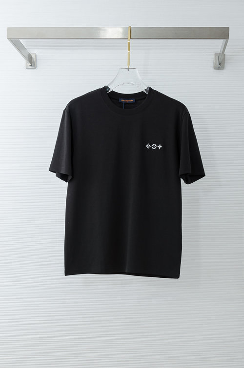 Louis Vuitton Pure Solid Round Neck Short Sleeve T-Shirt with Excellent Craftsmanship