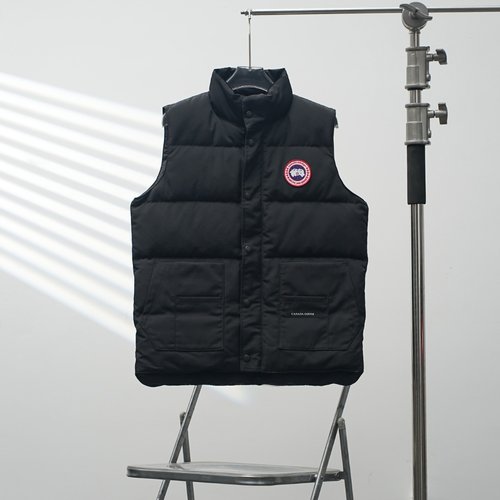 Canada Goose Classic Chest Logo Vest in Black with Red Logo