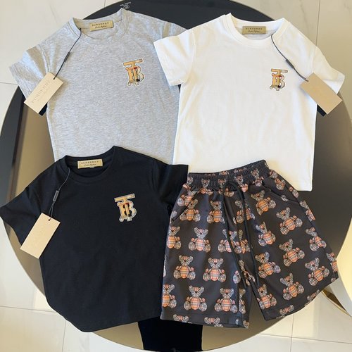 Burberry Kids Cotton Set - Comfortable & Stylish 