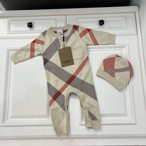Burberry Unisex Baby Knit Romper Set Comfy Stylish 