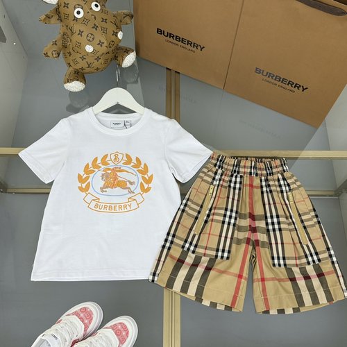 Burberry Kids Embroidered Tee & Plaid Shorts Set
