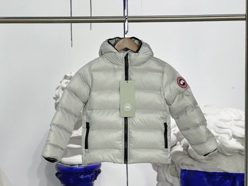Canada Goose Kids 750 Fill Power Down Jacket with Reflective Details 