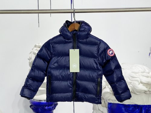 Canada Goose Kids Lightweight 750 Fill Duck Down Jacket with Reflective Details 