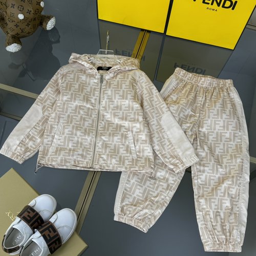 Fendi Kids Premium Reversible Set with Custom Print - Comfortable & Stylish